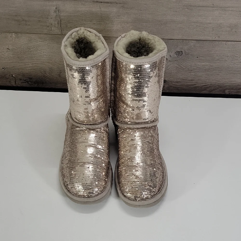 UGG Rose Gold Sequin Winter Boots Sz 7
